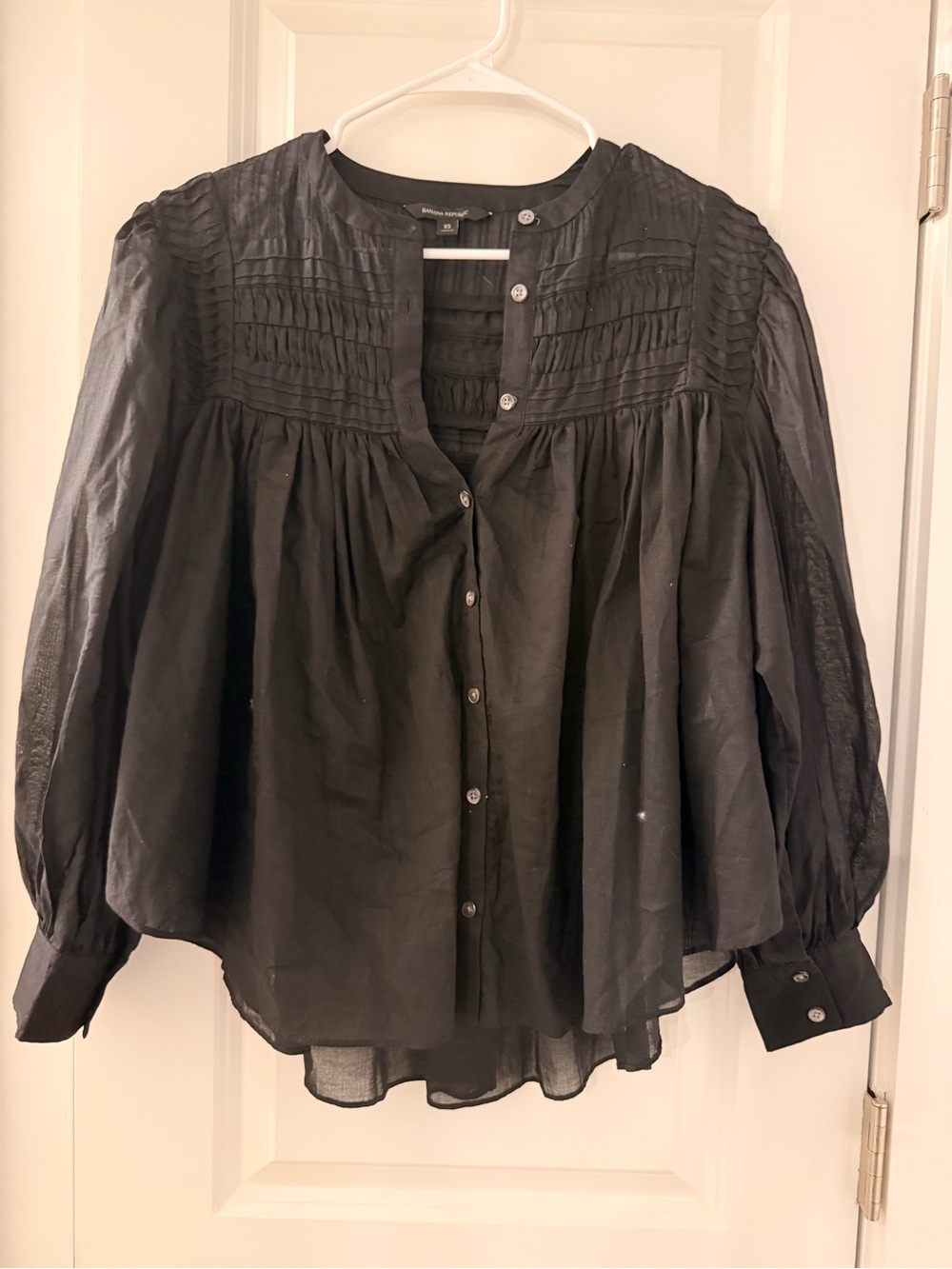 Banana Republic Black Pintuck Button-Front Blouse
